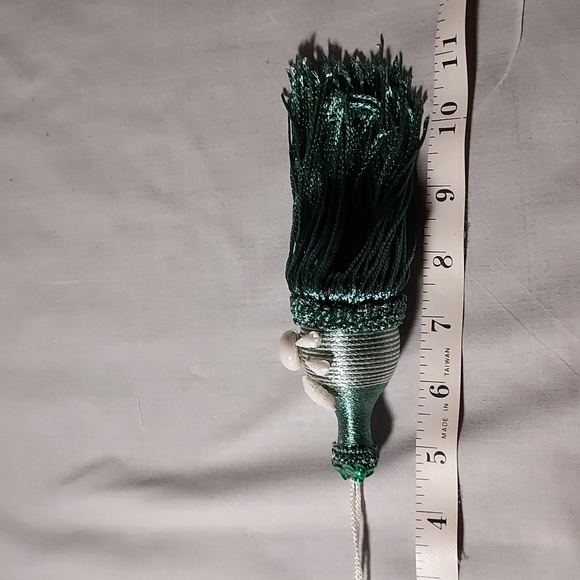 Handmade Hanging Shell Ornament Green Any 3 for $30 - Picture 3 of 4